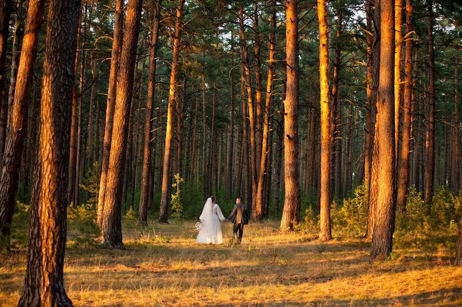 Wedding photographer Nikolay Danyuk (danukart). Photo of 5 December 2020