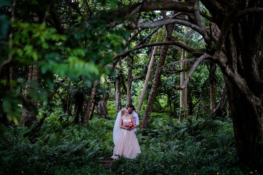 Fotografo di matrimoni Reenal Prasad (reenal). Foto del 9 febbraio 2019