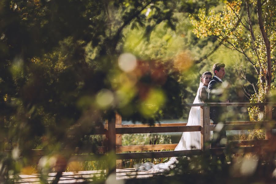 Fotografo di matrimoni Lara Albuixech (albuixech). Foto del 24 gennaio 2017