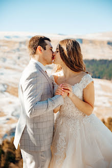 Fotógrafo de casamento Aleksey Asanov (asanov). Foto de 30 de setembro 2021