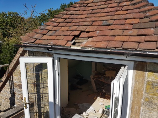 Removal of Asbestos Cement Soffit 