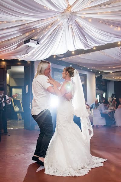 Photographe de mariage Magdél Beer (vbltcg). Photo du 11 mai 2023