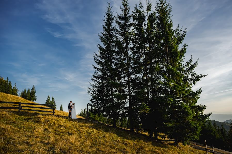 Bröllopsfotograf Marius Ilincaru (ilincaru). Foto av 10 juni 2022