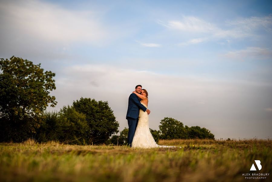 Fotografo di matrimoni Alex Bradbury (alexbradbury). Foto del 15 giugno 2019