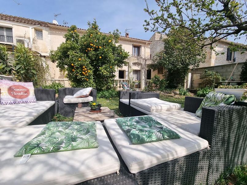 Vente maison 6 pièces 167 m² à Arles (13200), 399 000 €