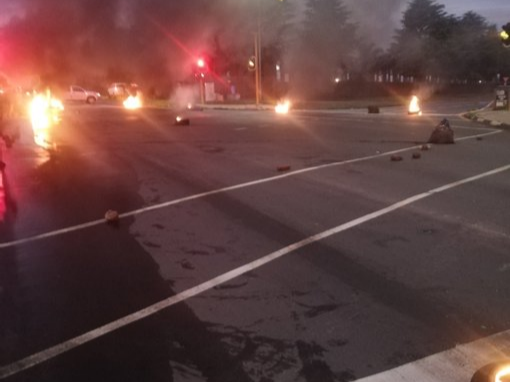 Angry Roodepoort residents blocked roads in protest over electricity.