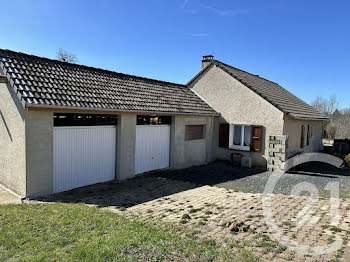 maison à Saint-Martin-Valmeroux (15)