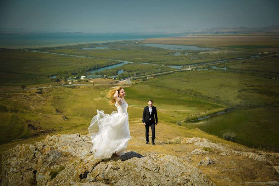 Wedding photographer Rolea Bogdan (roleabogdan). Photo of 12 September 2018