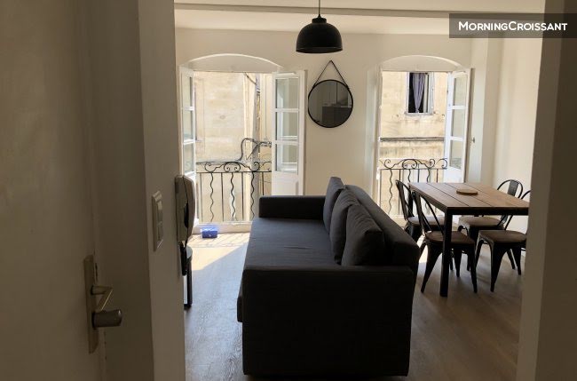 Location meublée appartement 2 pièces 38 m² à Avignon (84000), 1 250 €