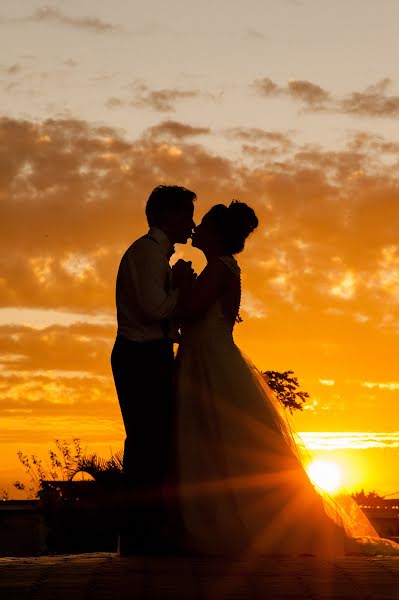 Fotógrafo de bodas Dahery Razaka Rafenomanana (dahery). Foto del 2 de octubre 2017