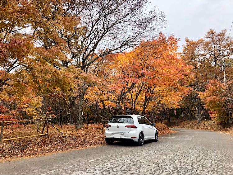 ゴルフ Rの紅葉🍁・榛名山・秋名山・藤原とうふ店・イニシャルＤに関するカスタム事例の投稿画像3枚目