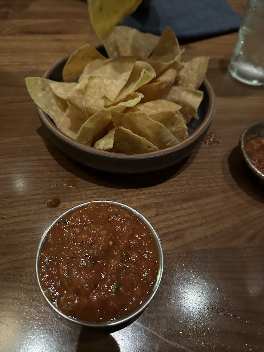 Chips and roasty salsa