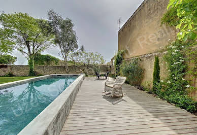 Maison avec piscine et jardin 20