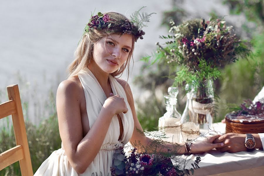 Fotógrafo de casamento Pavel Batenev (fotographer). Foto de 10 de março 2017