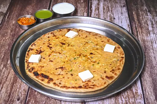 Paneer Pyaz Stuffed Paratha [Big]