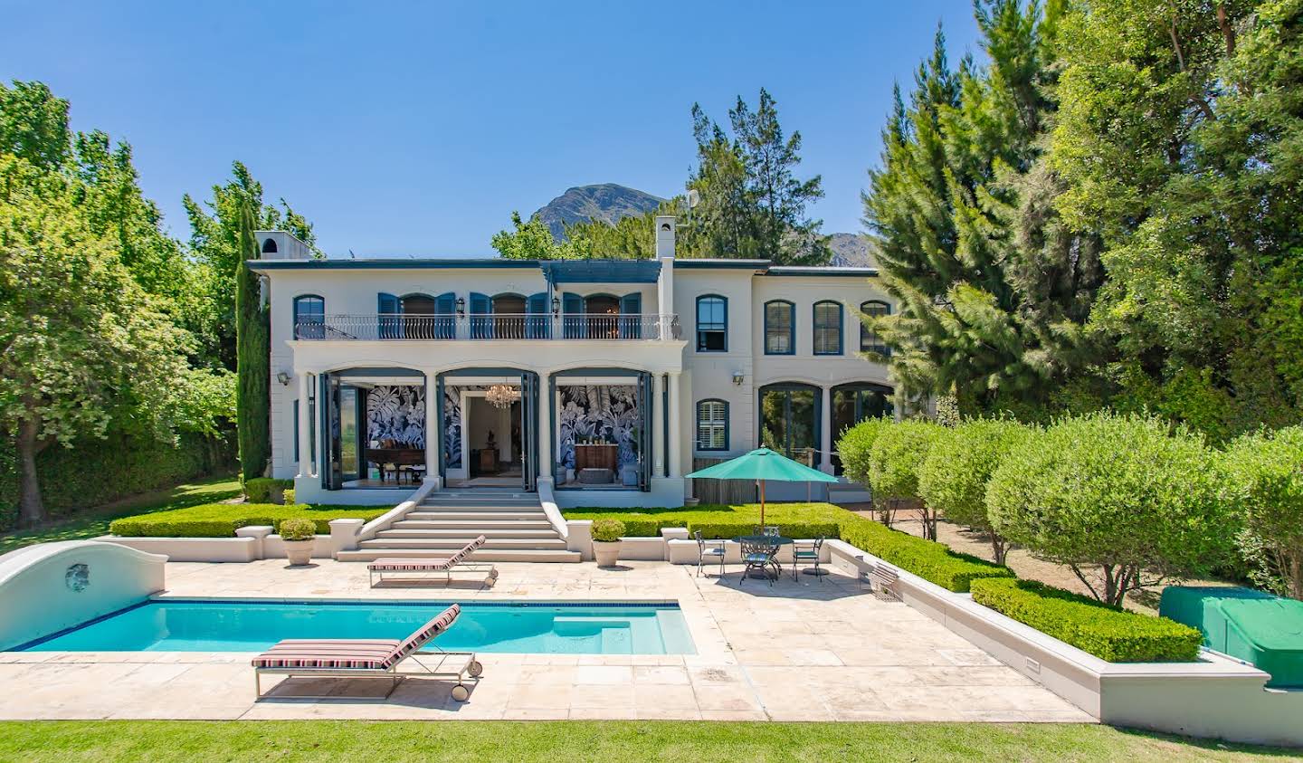 House with pool and garden Franschhoek