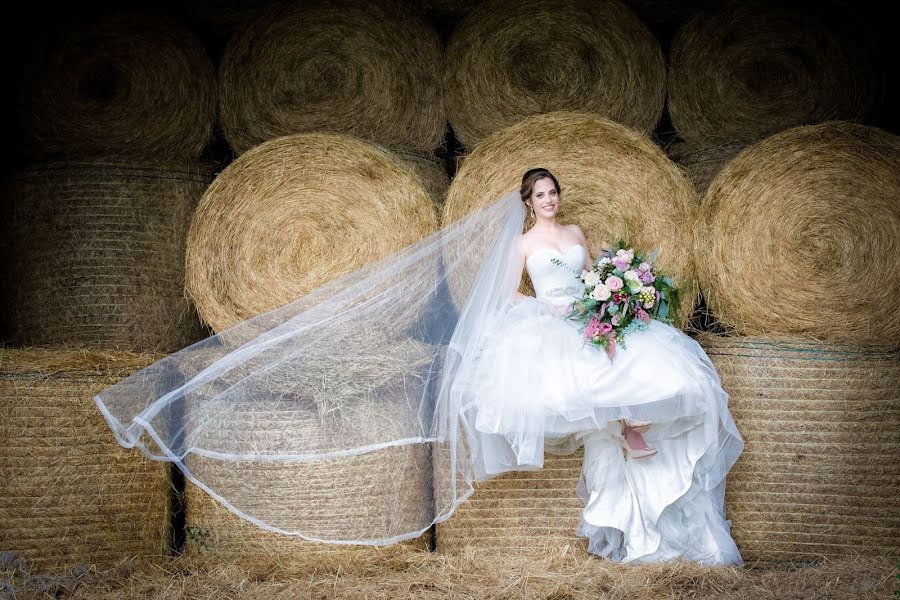 Fotografo di matrimoni Peter Denness (eterdenness). Foto del 2 luglio 2019