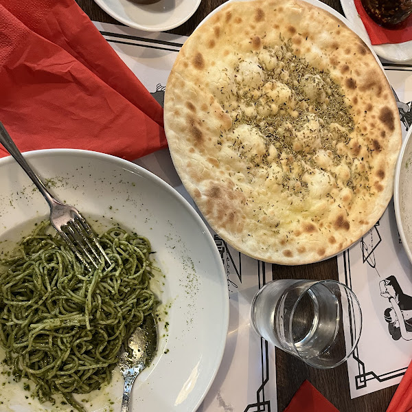 Pesto pasta and focaccia bread. 10/10