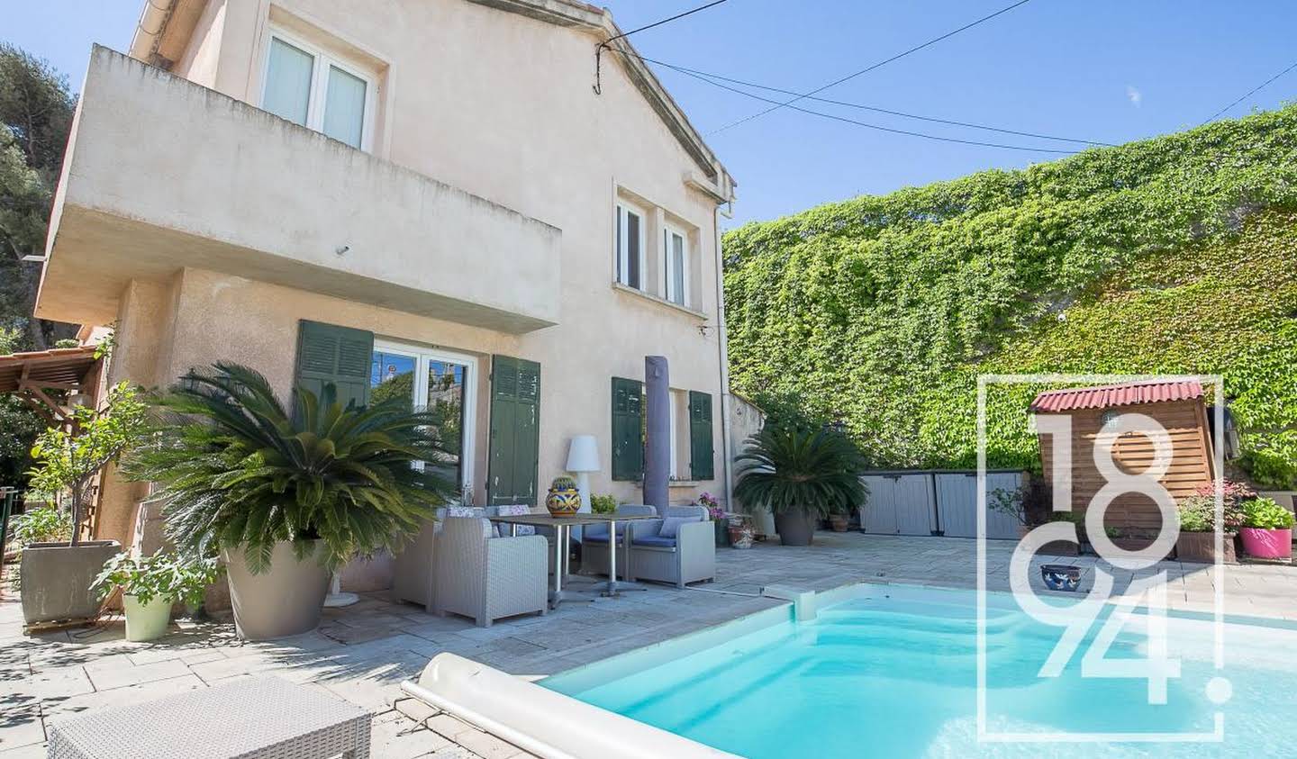 Maison avec piscine et terrasse Marseille 8ème