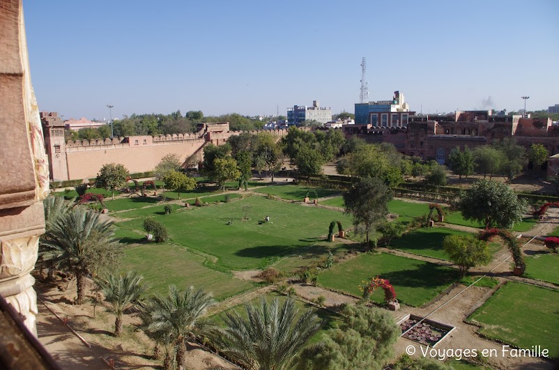 junagarh fort - gardens