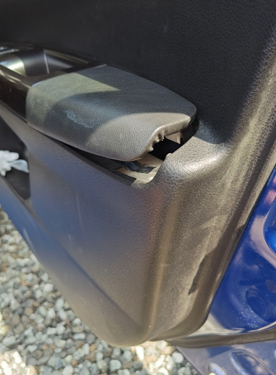 インプレッサ WRX STIのクレイモア・指向性対人地雷に関するカスタム事例の投稿画像2枚目