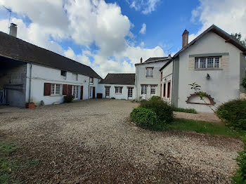 maison à Gisy-les-Nobles (89)