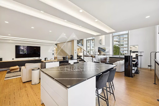 Apartment 3