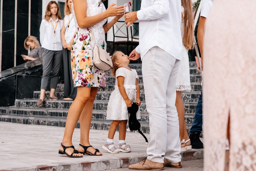 Fotografo di matrimoni Olya Bezhkova (bezhkova). Foto del 4 febbraio 2020