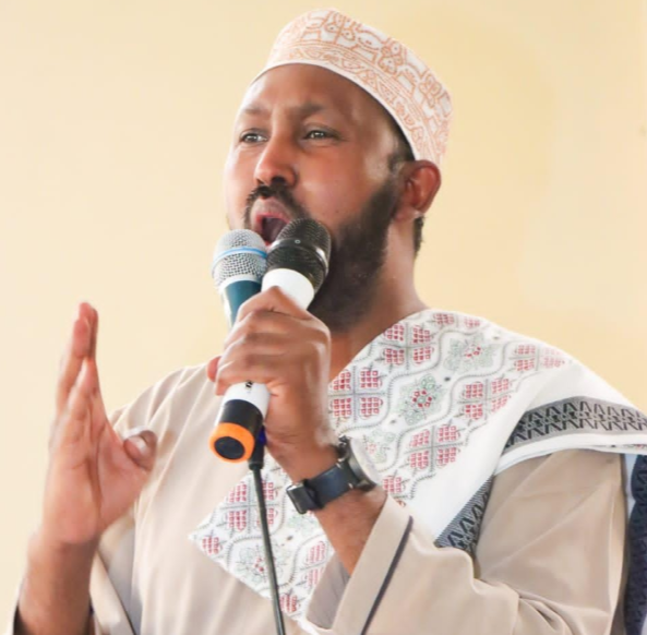 Wajir governor aspirant Siyad Abdullahi addresses his supporters in Wajir town at a past event.