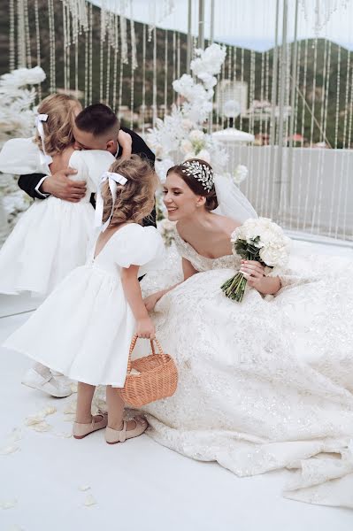 Wedding photographer Yuliya Manzhosova (juliayalta). Photo of 6 October 2023