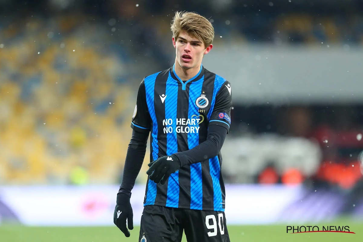 📷 Mooi verjaardagsgeschenk voor Charles De Ketelaere: goudhaantje verschijnt op training na coronabesmetting