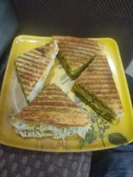 Chaatwich photo 4