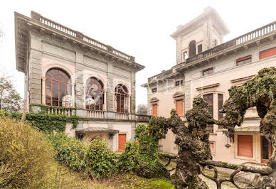 Villa with garden and terrace 5