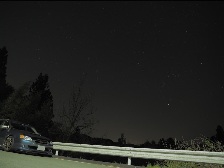レガシィツーリングワゴンのレガシィツーリングワゴン・ドライブ・星空と愛車・星空撮影・夜ドライブに関するカスタム事例の投稿画像1枚目