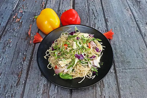 Veg Hakka Chowmein