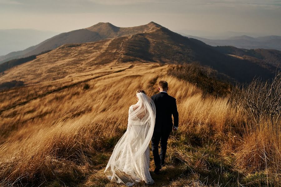 Wedding photographer Mariusz Twaróg (twarg). Photo of 6 January 2021