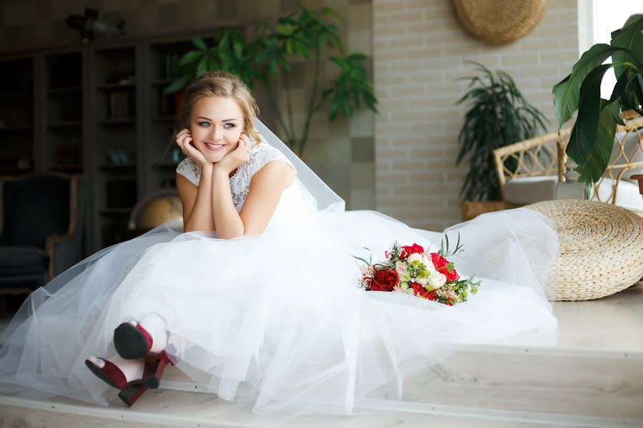 Fotógrafo de casamento Darya Voronova (dariavoronova). Foto de 14 de agosto 2017