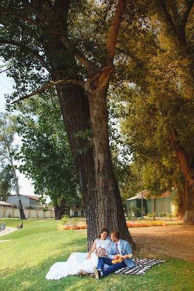 Fotografo di matrimoni Yuliya Dubina (yuliadybina). Foto del 27 agosto 2017