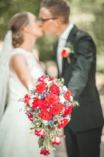 Wedding photographer Emanuel Ström (emanuelstrom). Photo of 20 March 2019