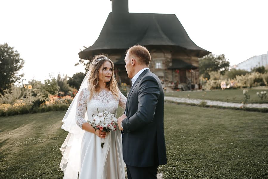 Fotografo di matrimoni Gicu Casian (gicucasian). Foto del 10 ottobre 2018