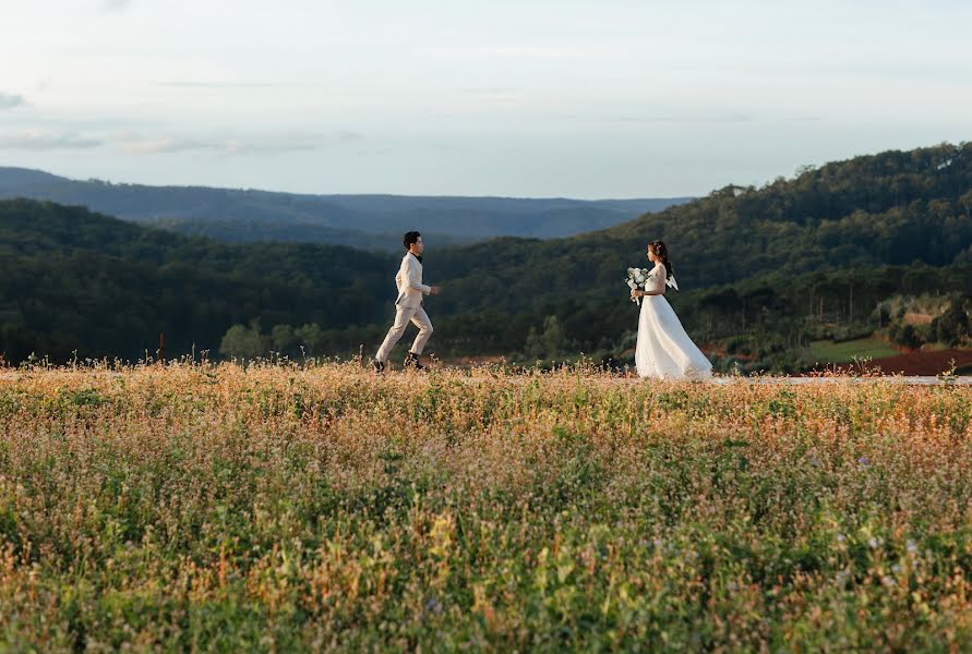 Fotógrafo de bodas Phạm Viết Phi (romstudios). Foto del 23 de noviembre 2022