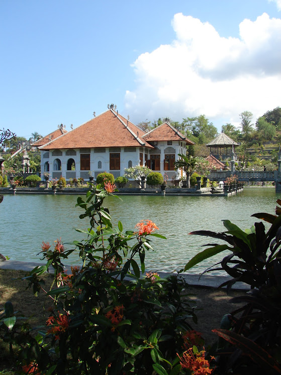 puri taman ujung