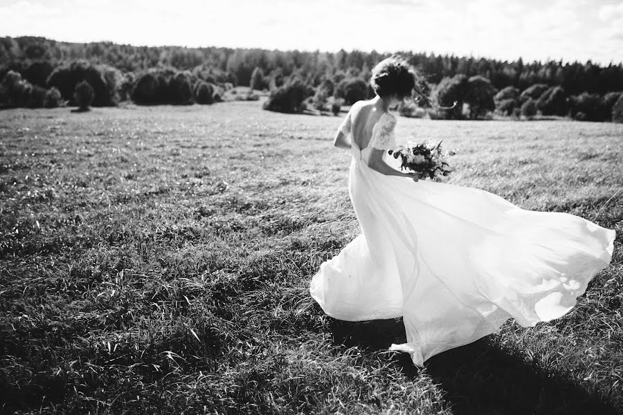 Fotógrafo de casamento Sergey Narevskikh (narevskih). Foto de 23 de julho 2017