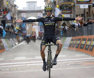 Adam Yates heerst op Muur van Filottrano, Benoot knap vierde én Kwiatkowski nieuwe leider