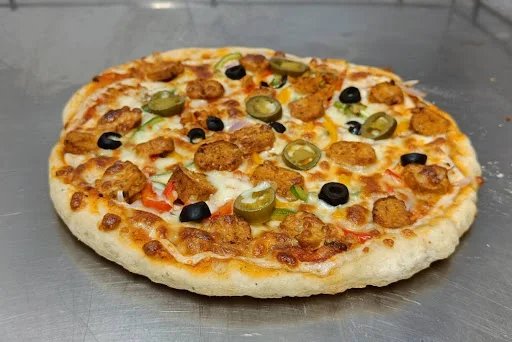 Chicken Seekh Kebab Pizza