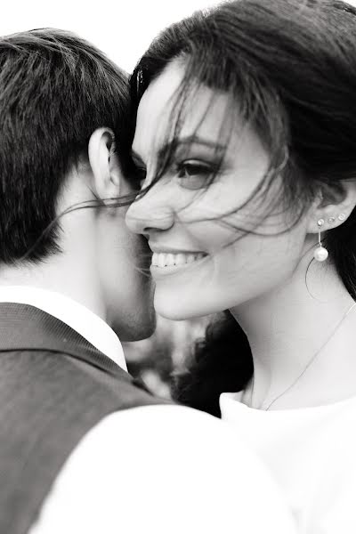 Wedding photographer Nastya Melnikova (nastyamel). Photo of 8 January 2020