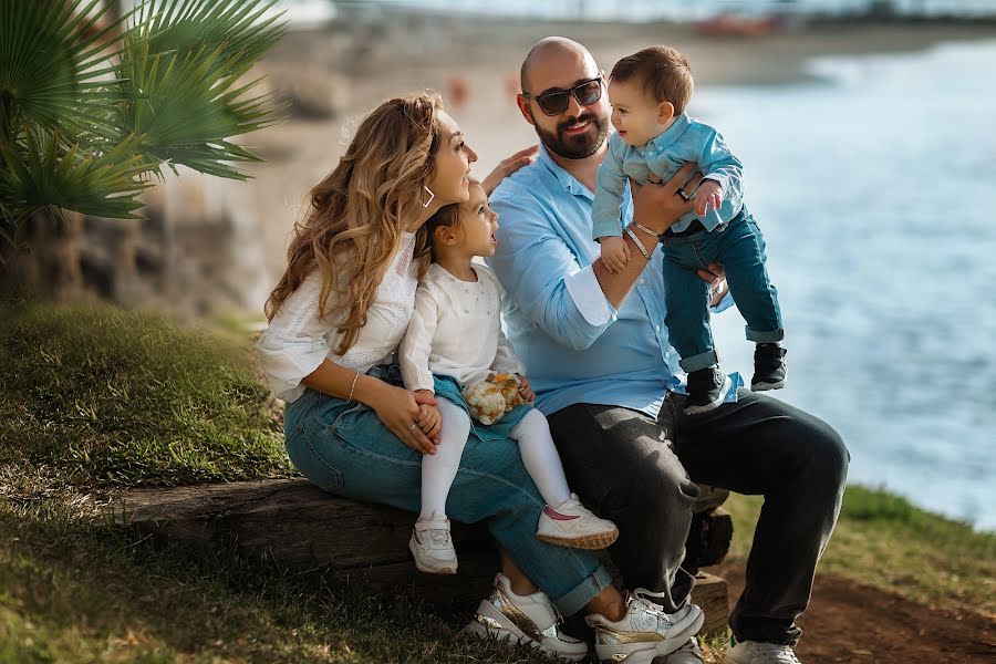 Φωτογράφος γάμων Olga Capova (photooliya). Φωτογραφία: 15 Ιουνίου 2023