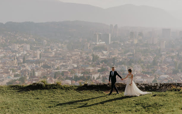 Fotógrafo de bodas Jasmin Čizmović (cjweddingz). Foto del 13 de junio 2021