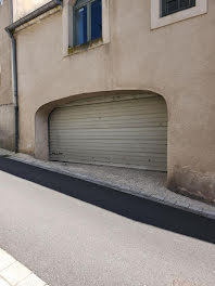 parking à La Charité-sur-Loire (58)