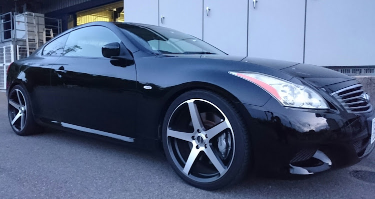 スカイラインクーペのスカイライン・エンジンオイル交換・レッドメモリーに関するカスタム事例の投稿画像2枚目